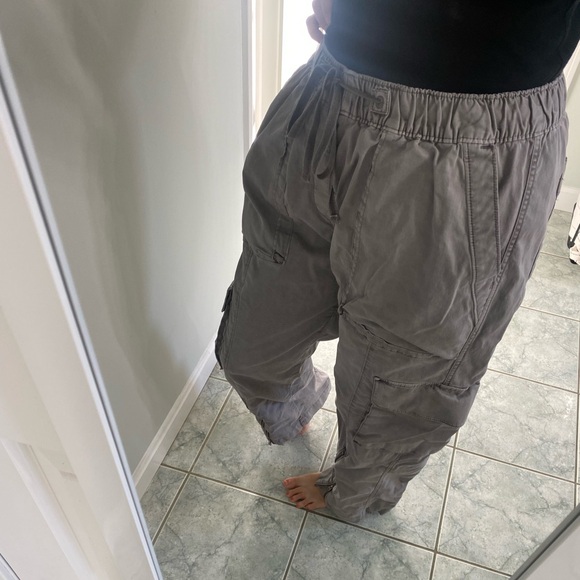 NWOT! Abercrombie Cargo Pants - Picture 2 of 14